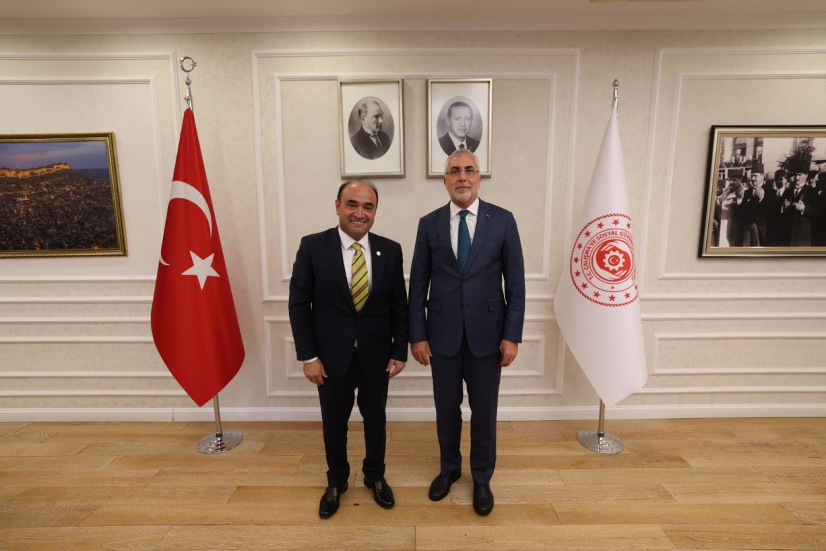BAŞKAN AKDENİZLİ'DEN BAKAN IŞIKHAN'A GÜREŞ DAVETİ